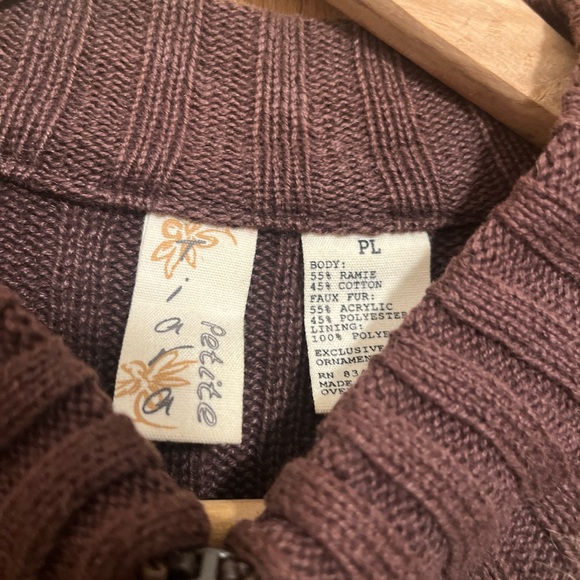 Tiara Petite Faux Fur Sweater Vest - Picture 4 of 4